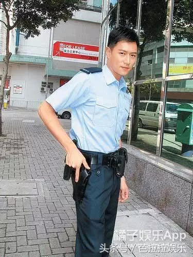 還記得「學警系列」中的李伯翹嗎?他現在的樣子你還認識嗎?