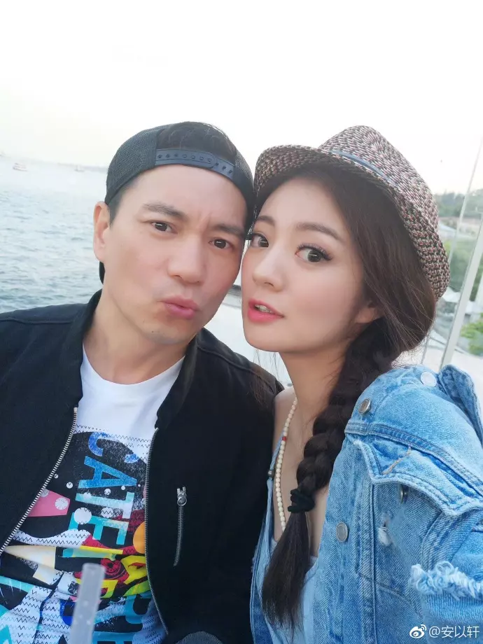 長腿美女家族!安以軒3姐妹罕見曝光❤零修圖大長腿網民狂贊:神基因!