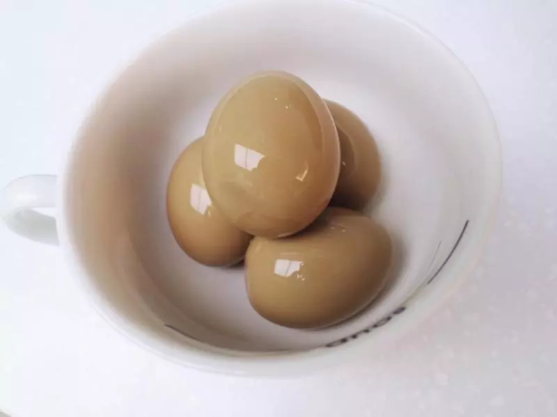 原來雞蛋醬煮最好吃! 教你煮【日式溏心蛋】❤方法超簡單! 大人小孩都搶著吃~