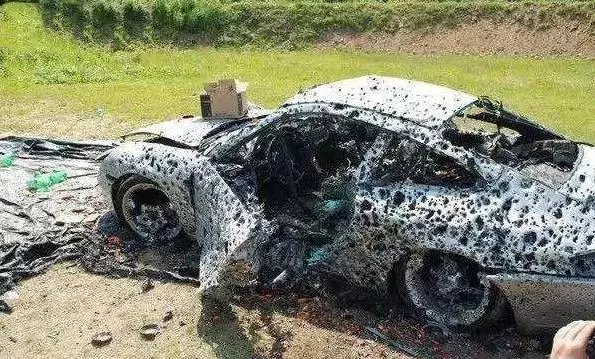汽車門真的能用來擋子彈嗎?很多人搞錯了!