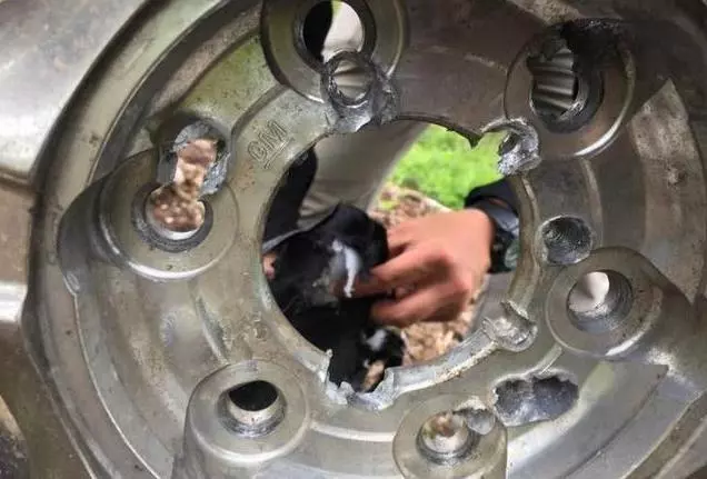 汽車門真的能用來擋子彈嗎?很多人搞錯了!
