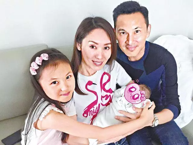 有錢不一定要穿奢侈名牌,熊黛林兩位女兒全身行頭不到400元!