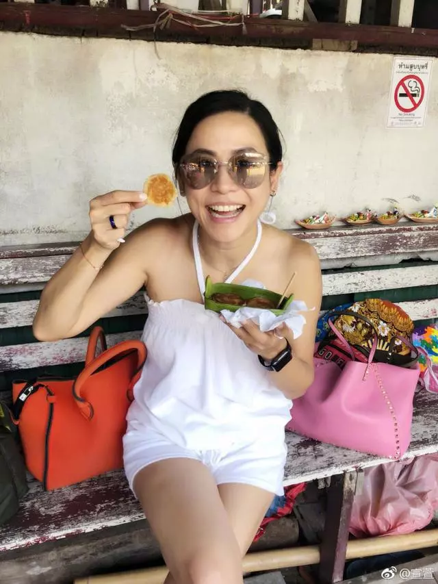 宣萱自稱發福長胖!穿弔帶小白裙嫩成少女,完全不像48歲的女人~~~