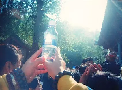 實拍到各地菩薩顯靈照片!!