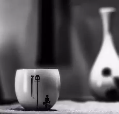 非常好聽的佛歌,心情不好時聽聽,可以放下!