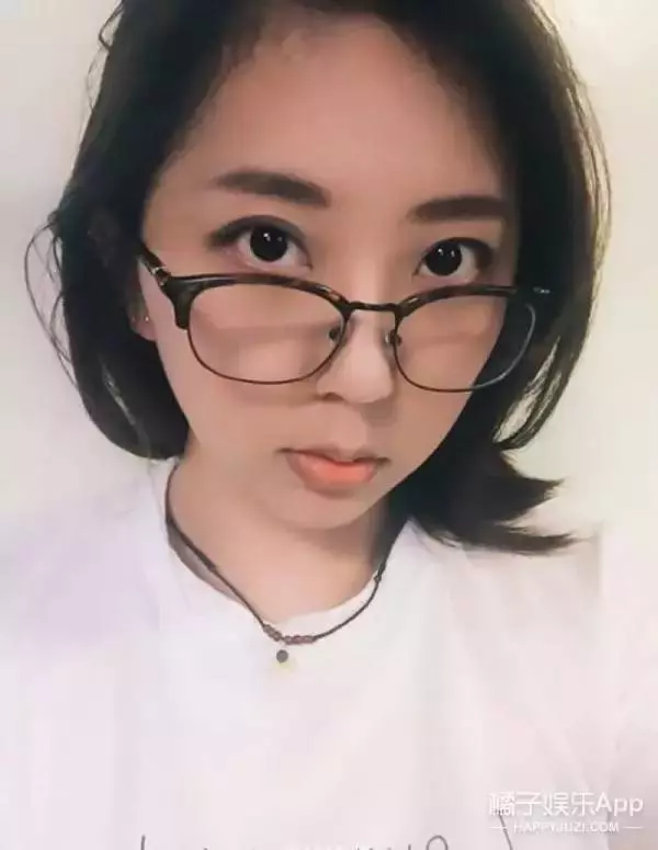她女扮男裝騙了觀眾19年,如今已經長成大姑娘了!
