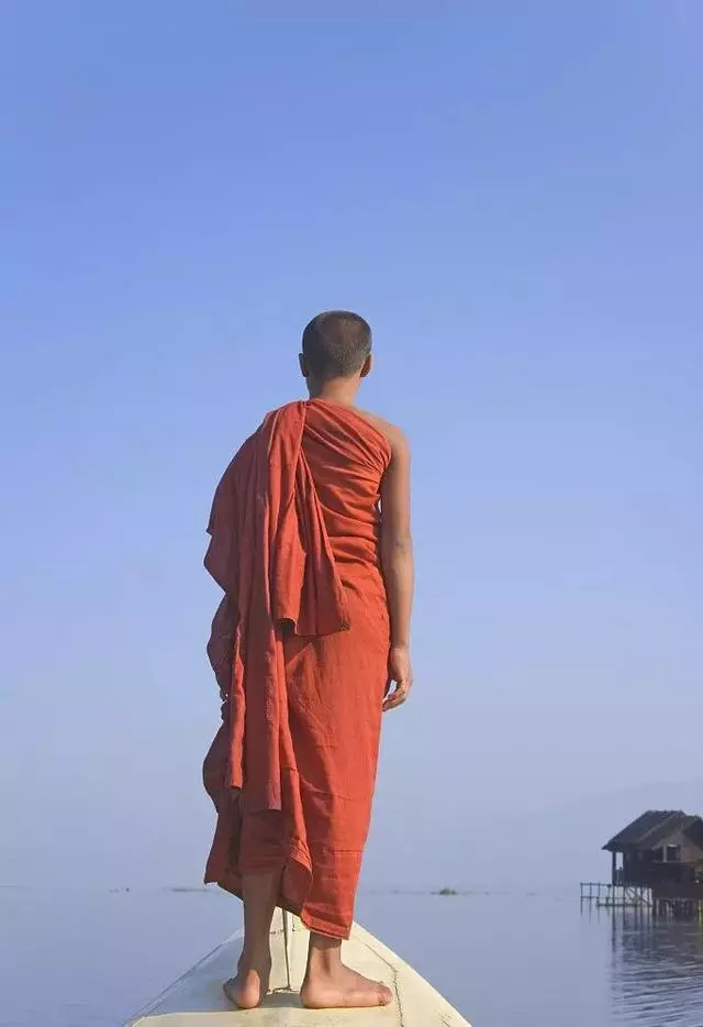 佛說:別人的嘴,自己的路
