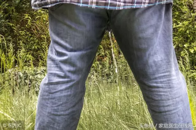 為什麼男性小便後會抖一抖?這2個原因讓我恍然大悟