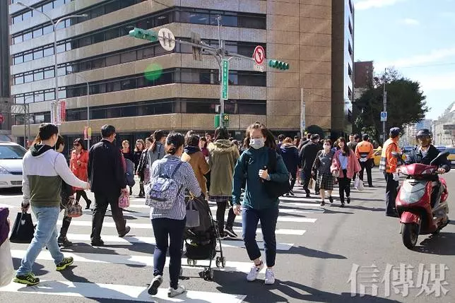 公務員月薪不到四萬八 可以跟政府要求嗎?
