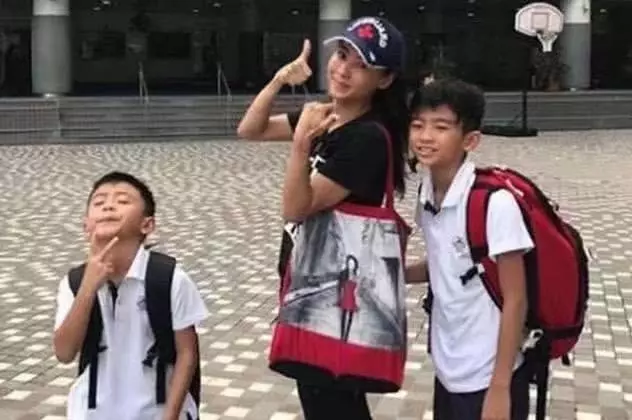張柏芝坐不住了!看見謝霆鋒幸福滿滿,她發了一張照片惹爭議