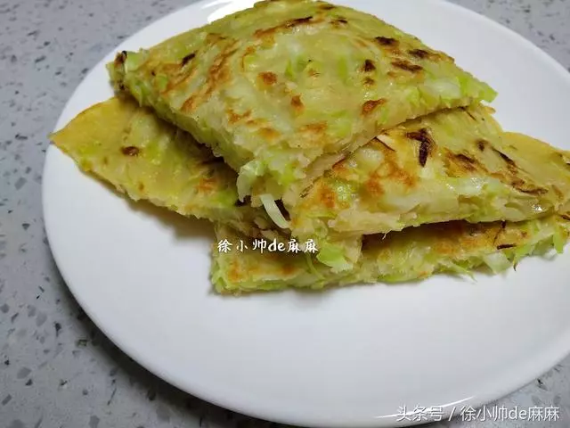 愛吃高麗菜的要收藏,學會這種特色做法,不吃撐都停不下嘴,太香了!