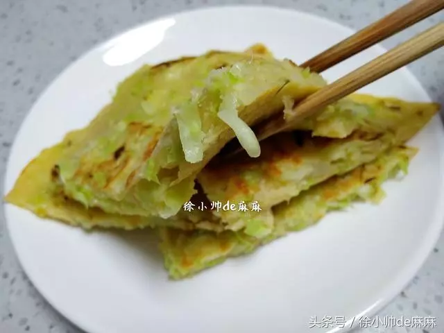 愛吃高麗菜的要收藏,學會這種特色做法,不吃撐都停不下嘴,太香了!