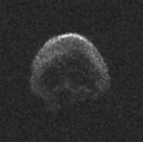 「骷髏」頭小行星!這顆太空岩石將會在11月初從地球上空掠過