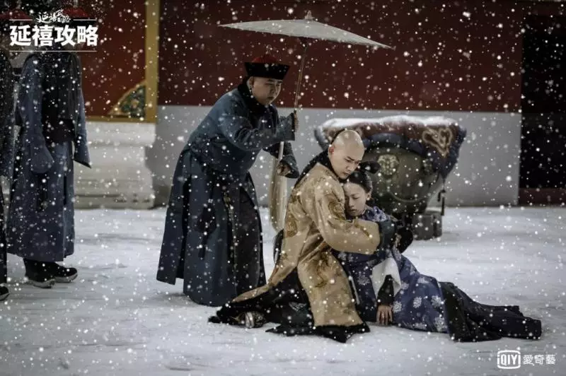 "奴才罪該萬死"跪拜路線網上爆紅?魏瓔珞雪地里三跪九叩,竟然成了最新紫禁城觀光路線!