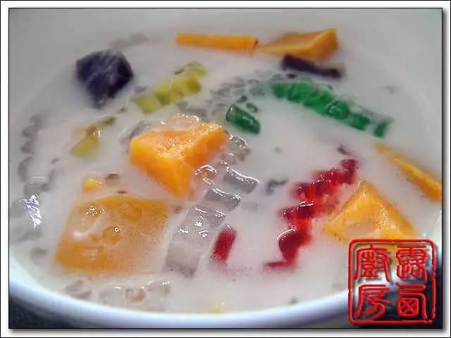一起來學做大馬熱門甜品【BUBUR CHA CHA 摩摩喳喳】別等刪除了才後悔唷!