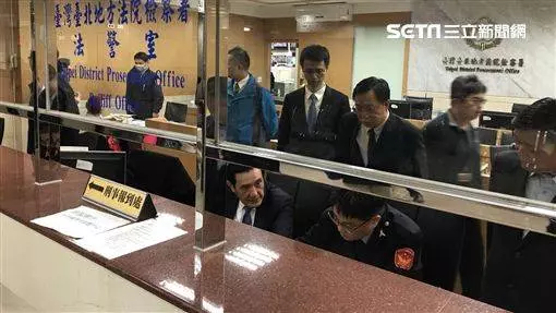洩密記者？馬英九告檢察長　結果出爐
