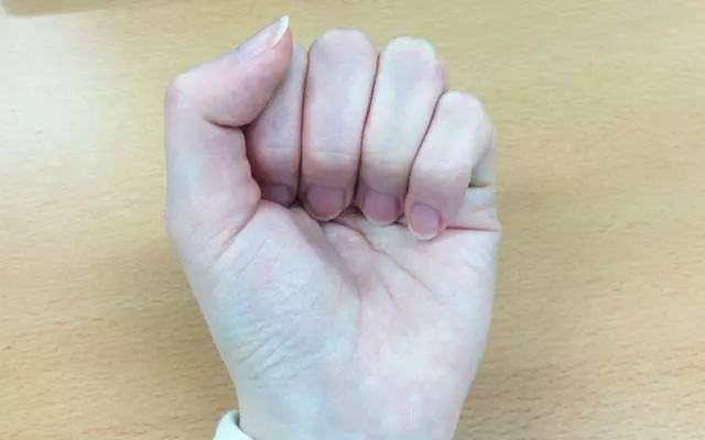 來自日本古代武士的「心理測驗」:選出你的握拳方式,從中看出你的潛在個性!