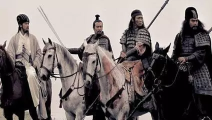趙雲勇猛無比,為何諸葛亮不肯重用他?劉備生前四個字,一針見血!