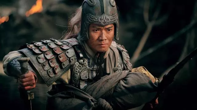 趙雲勇猛無比,為何諸葛亮不肯重用他?劉備生前四個字,一針見血!