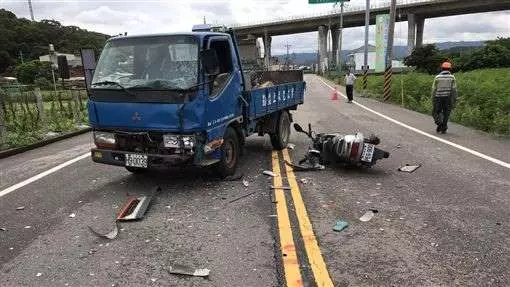 才辦完父親喪事 母女檔騎車遭撞昏迷
