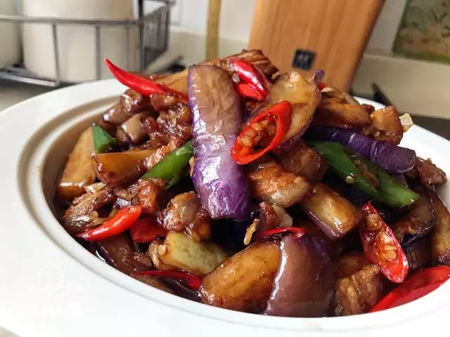 紅燒茄子最棒的12道做法,圓子教你小竅門,越吃越香,好吃到爆!