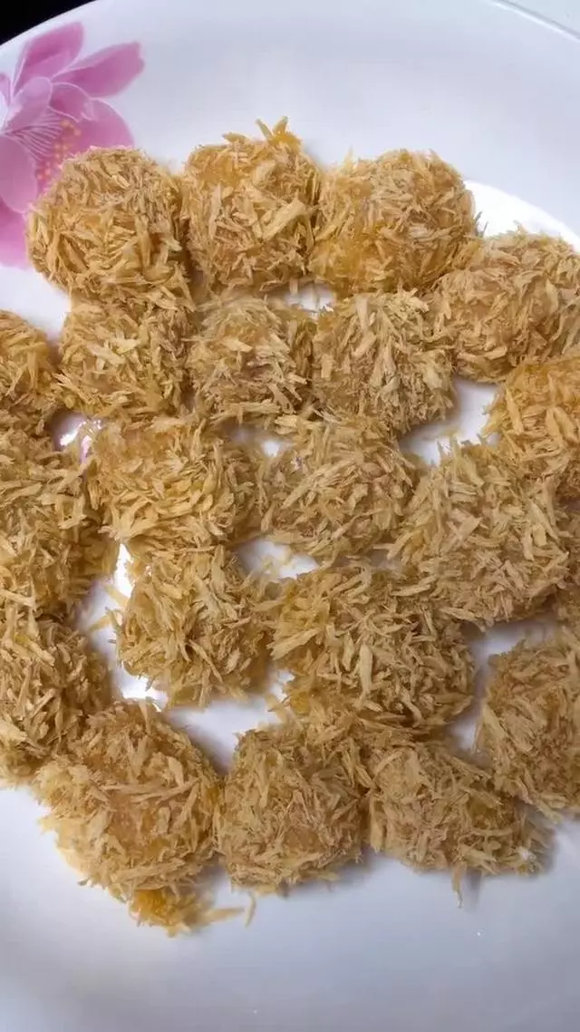 香酥雞米花,做法簡單口感香脆誘人,特別香上桌就秒光