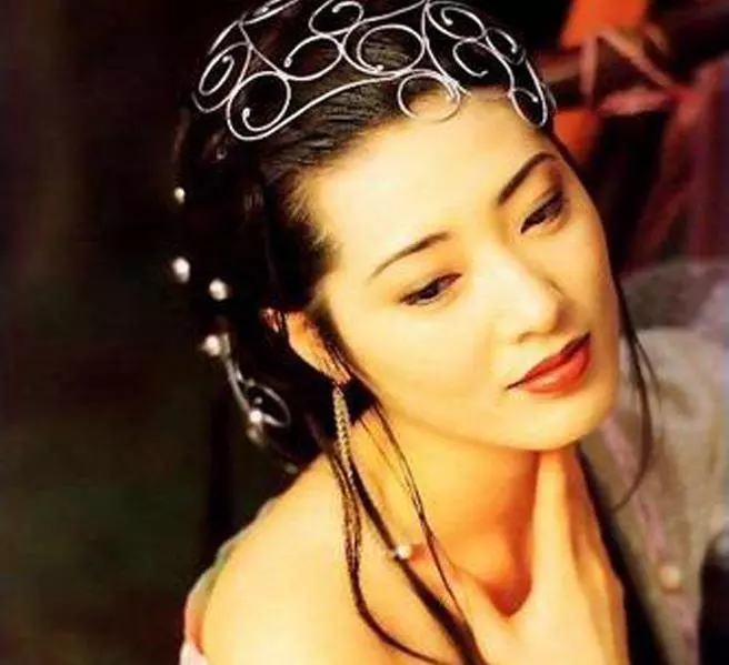 最美潘金蓮楊思敏近照曝光,容顏不減當年,為愛隱退做拉麵館老闆娘!