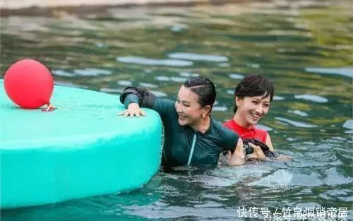 劉嘉玲曬登山照,撇下樑朝偉享受生活,可這素顏讓人吃驚!