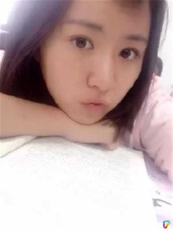 《功夫》中的小啞女已經長大了,她如今超正的驚艷模樣再一次證明瞭星爺的眼光太好了!