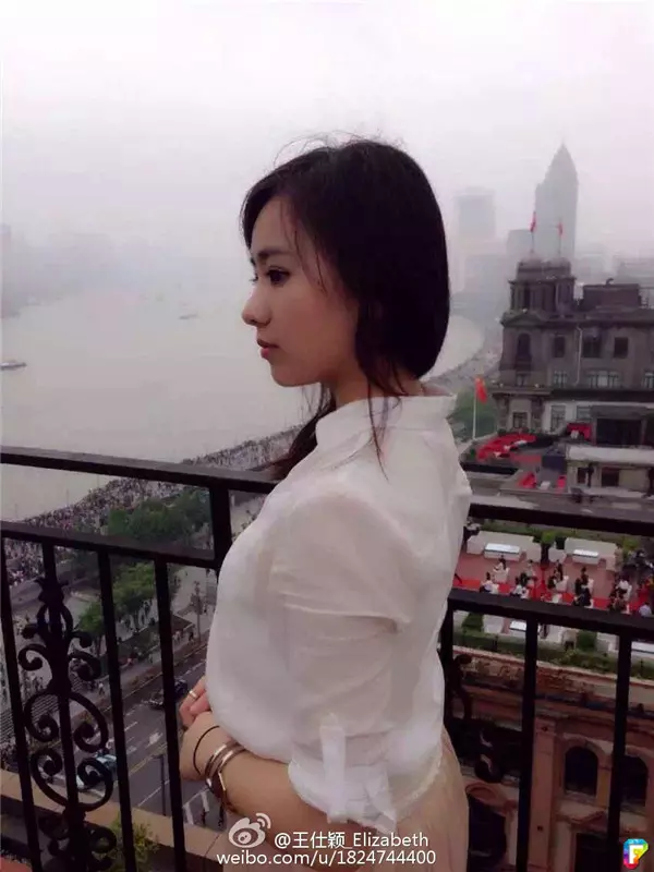 《功夫》中的小啞女已經長大了,她如今超正的驚艷模樣再一次證明瞭星爺的眼光太好了!