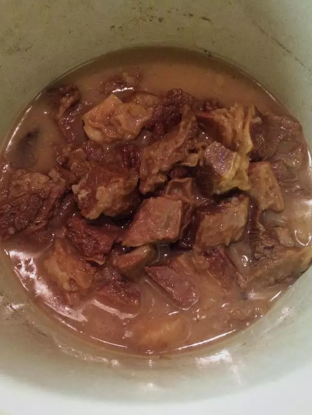 燉牛肉的15種祖傳秘方，爺爺做了38年，用手抓著吃，太過癮啦！
