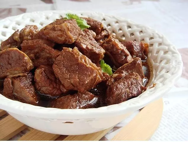 燉牛肉的15種祖傳秘方，爺爺做了38年，用手抓著吃，太過癮啦！
