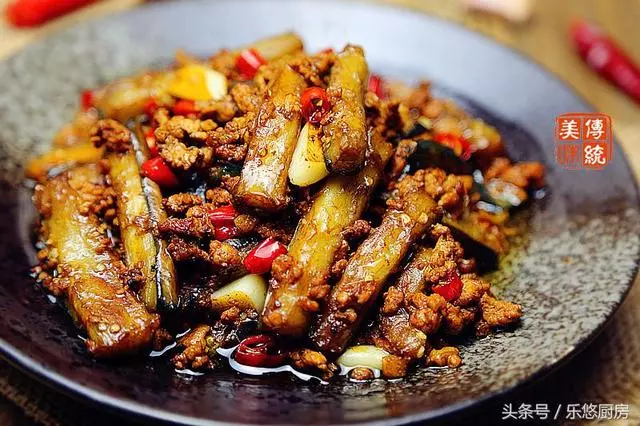 茄子的10種下飯做法,難得的紫色蔬菜,夏天最實惠,營養還最足