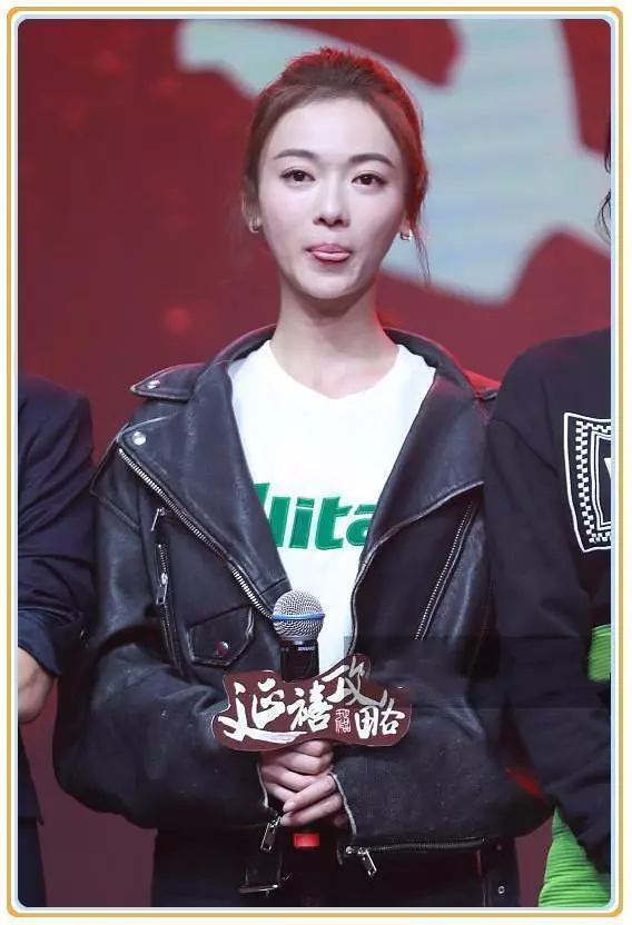 當28歲吳謹言同框37歲秦嵐,網友直呼:這就是貴妃和皇后的差距!