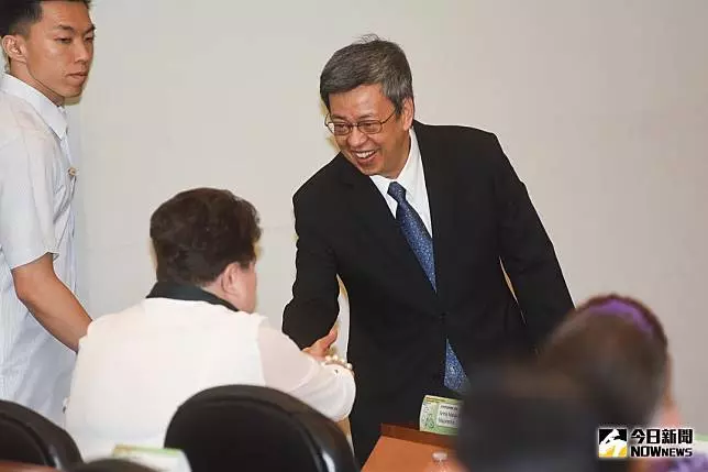 南台淹水陳建仁卻遊金門　他再爆：縣府車輛當遊覽車