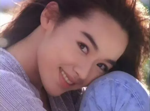 恭喜她離婚了!剛結婚就被家暴!丈夫還愛上閨蜜,如今離婚搶兒子!