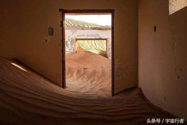 沙漠鬼鎮為何可怕?白天出現晚上消失,很少有人敢踏足此處