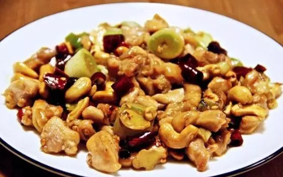 宮保雞丁14種經典做法,鮮香正宗,下飯開胃,連吃3天也不膩