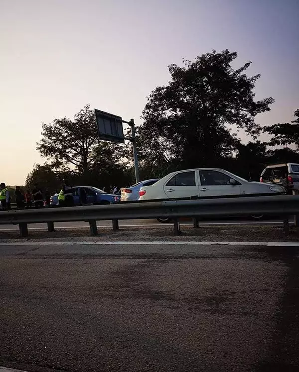 警方清晨出動 擊斃4罪犯