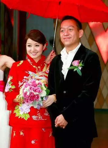 TVB當家花旦,嫁大15歲富豪,夫家要求:「生不了兒子不准停」!