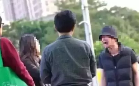 臺灣板橋男子因瑣事,當著女友的面把小狗活活打死,兩人婚期將至,結果……