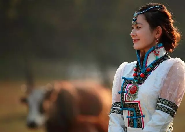 原來我們都看錯蒙古女生了,真實的蒙古女生長這樣......男人看了都搶著想移民!