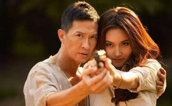 她擁有一張比女人還女人的臉,連張家輝古天樂都讚嘆她盛世美顏!