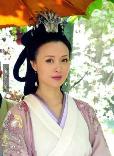 本來很羨慕皇帝可以坐擁後宮佳麗三千的艷福,但看完「歷史現實畫面」後就發現他其實過得比大家都苦…