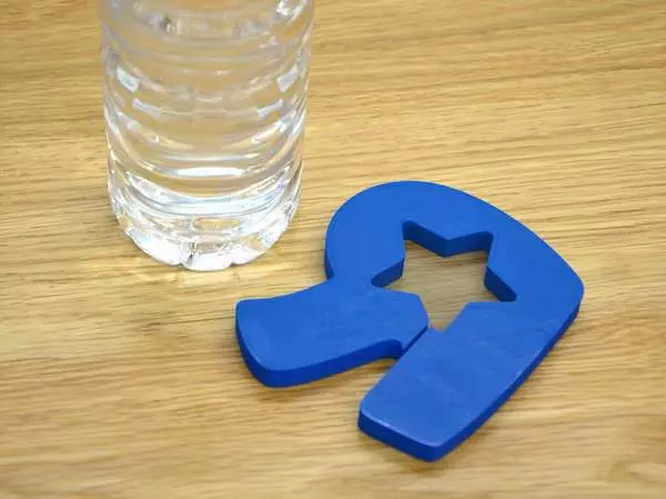 知名LOGO還可以這樣用! 日本設計師玩轉出「超實用商品」