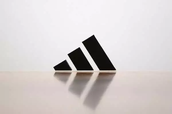 知名LOGO還可以這樣用! 日本設計師玩轉出「超實用商品」