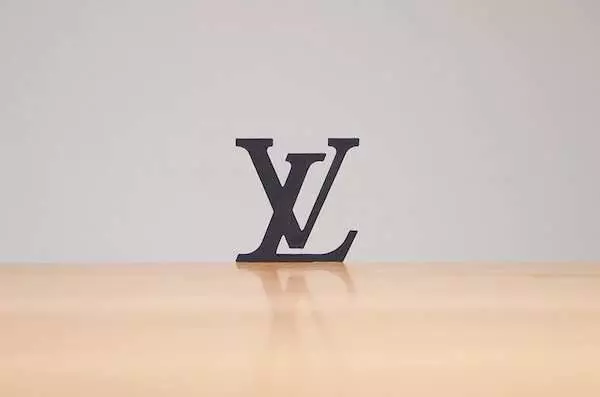 知名LOGO還可以這樣用! 日本設計師玩轉出「超實用商品」
