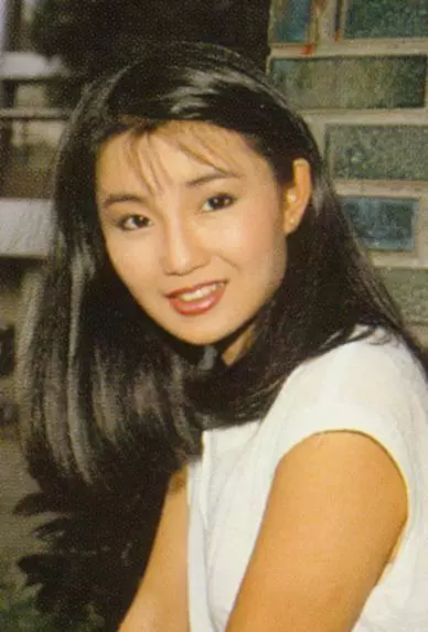 張曼玉現身活動,如今才52歲的她瘦成了這樣?「到底經歷了什麼...」