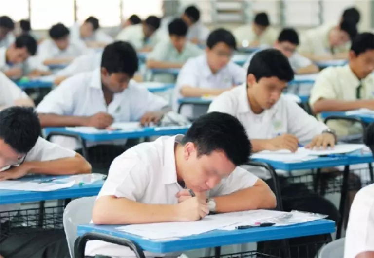 【未成年就偷嘗禁果!】調查顯示,超過31%的大馬學生早在14歲前就失身了!彭亨州的人占數最多! - NOODOU