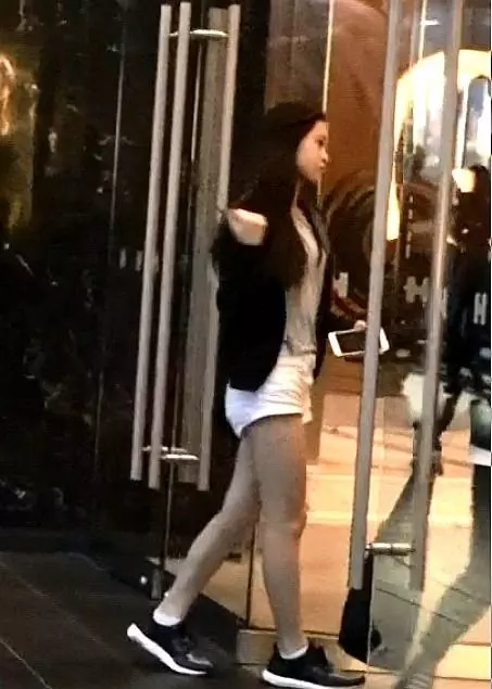 李連杰最小女兒曝光,原來長成這樣,怪不得隱藏這麼多年一直不敢公開!
